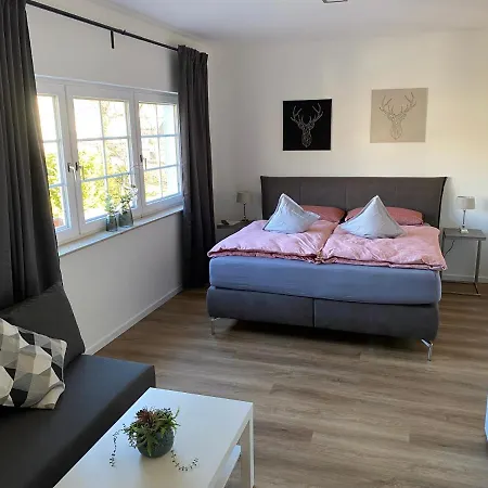 Am Hotel Kreuzau